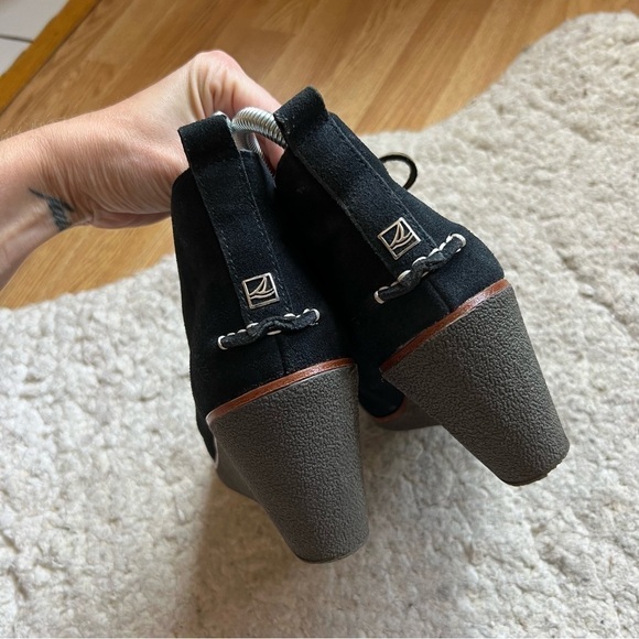 Sperry Harlow Black and Tan Suede Lace Up Wedge Booties Size 8.5 - Picture 7 of 11